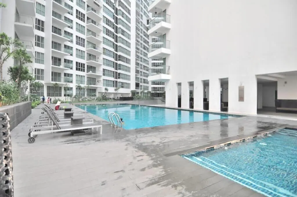 Luxury 3 Bedroom At Regalia Kuala Lumpur 0*,  Malajzia