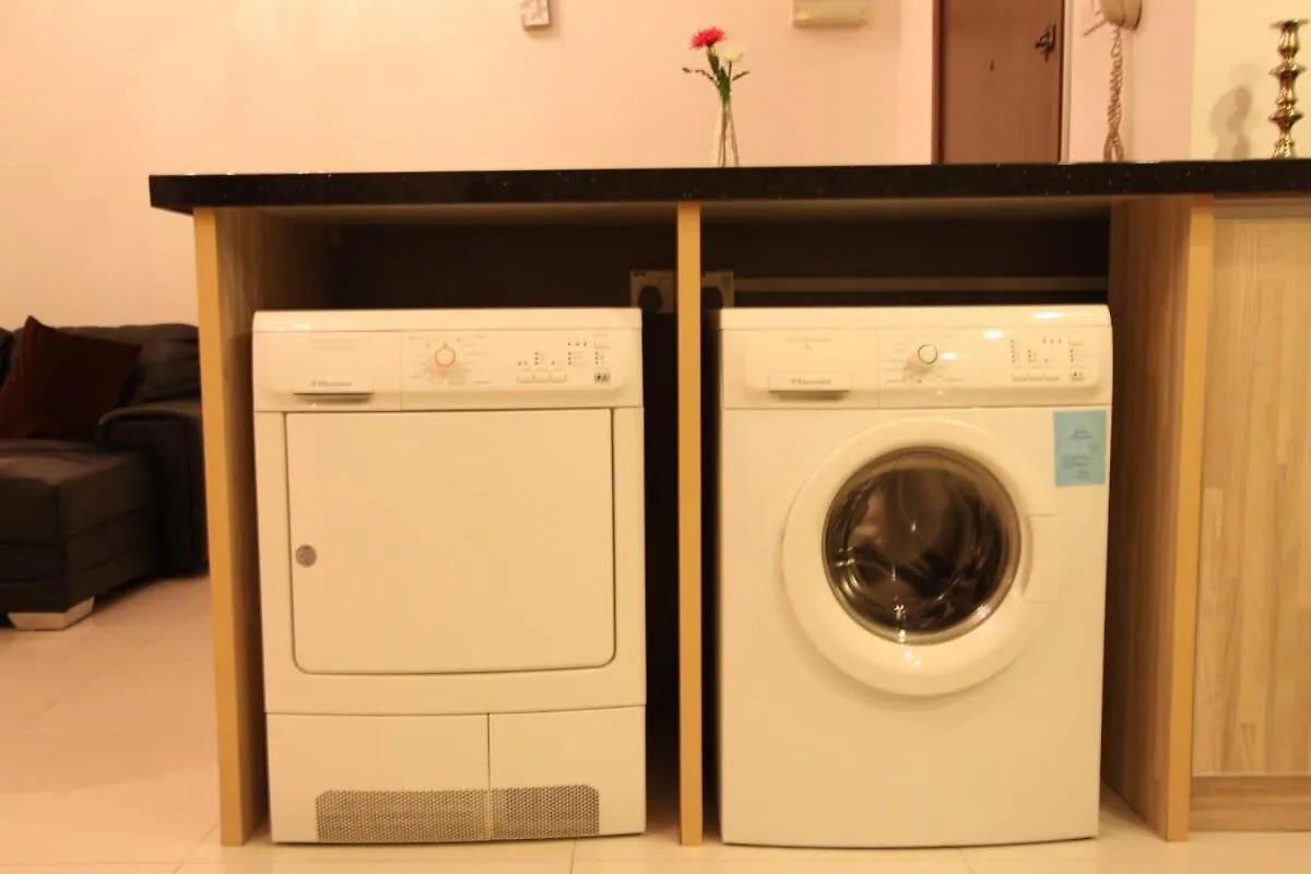 Luxury 3 Bedroom At Regalia Kuala Lumpur Apartman