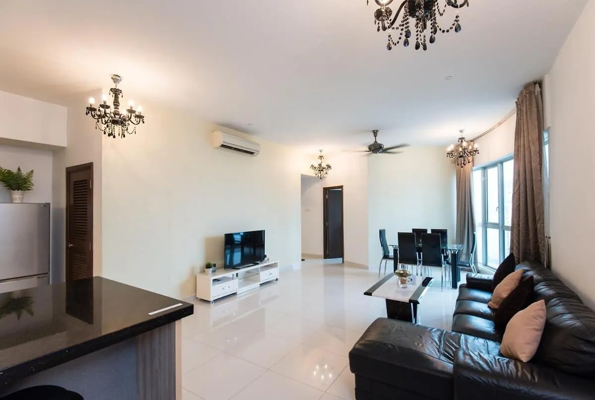 Luxury 3 Bedroom At Regalia Kuala Lumpur